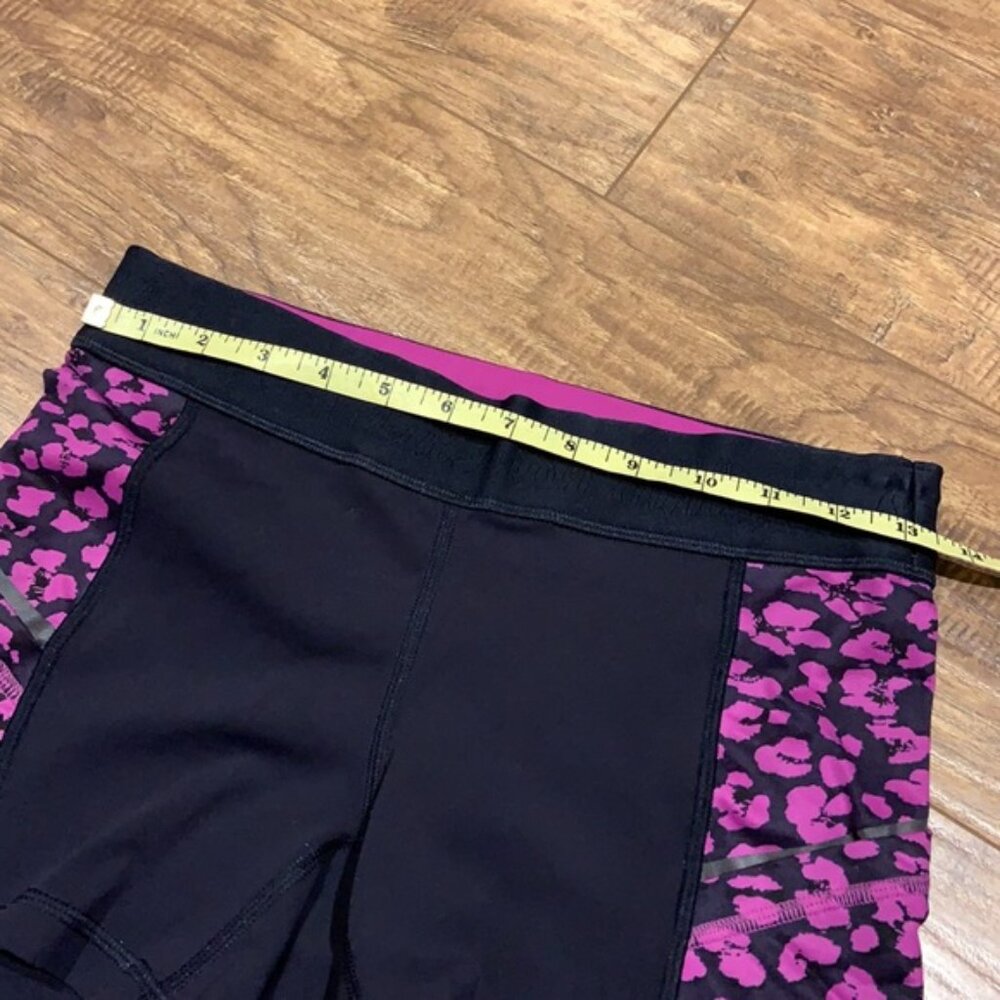 Lululemon short bike shorts - Picture 9 of 9